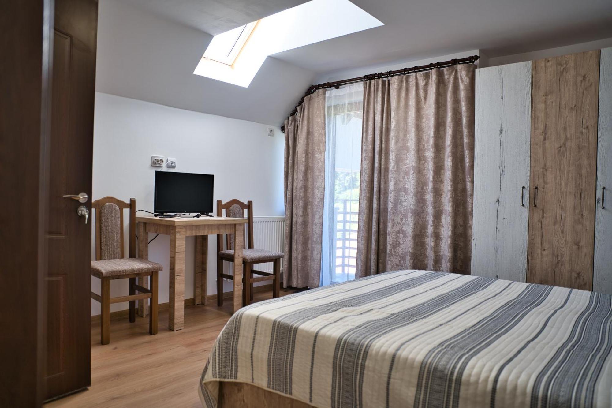 Perla Argesului, Ciubar, Piscina, Lift, Gratar, Cabana, Pensiuni, Hotel Cazare Transfagarasan Curtea De Arges Albestii de Arges Exterior foto